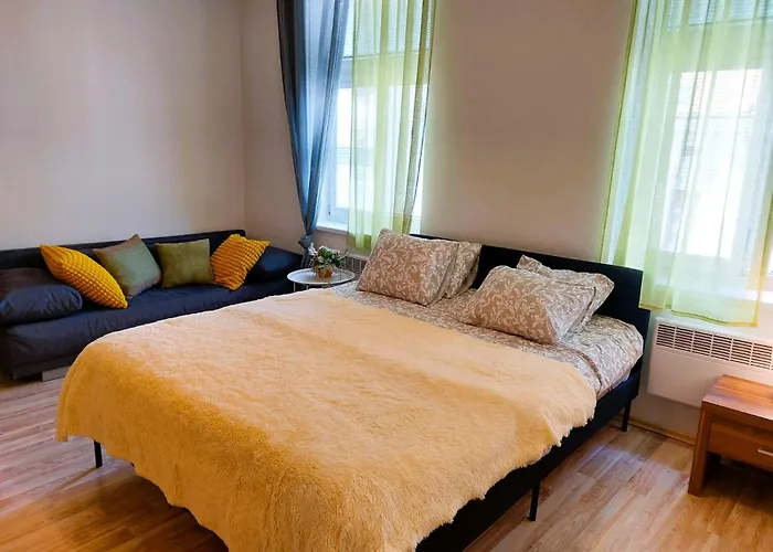 Apartment Csa #5 In The Historic Center Hradec Kralove